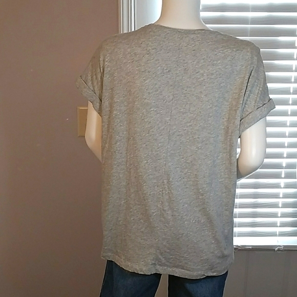 Soho New York & Company Womens Gray Sequin Roll Up Cap Sleeves Tee Shirt Size M - Picture 2 of 10